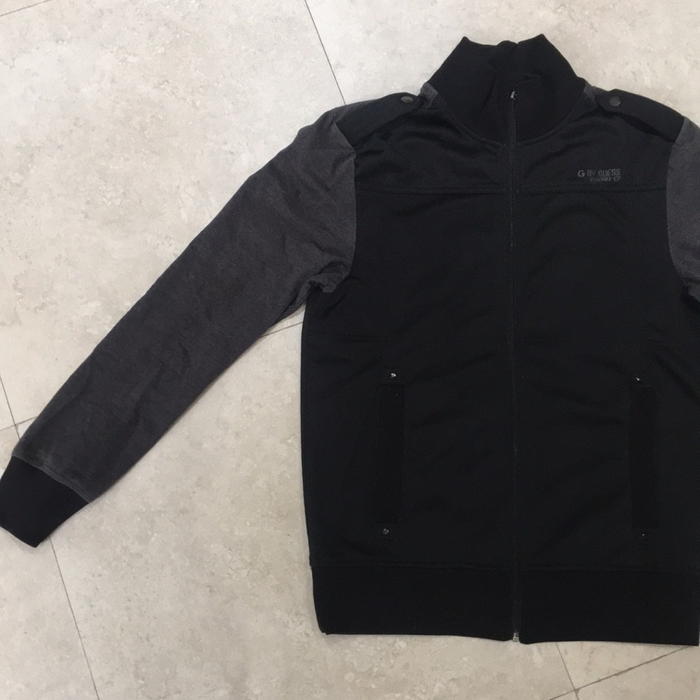 G by guess track suit jacket, size medium black. M